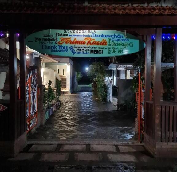 פנסיון Bottelmania