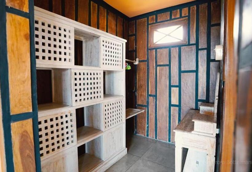 פנסיון Bottelmania