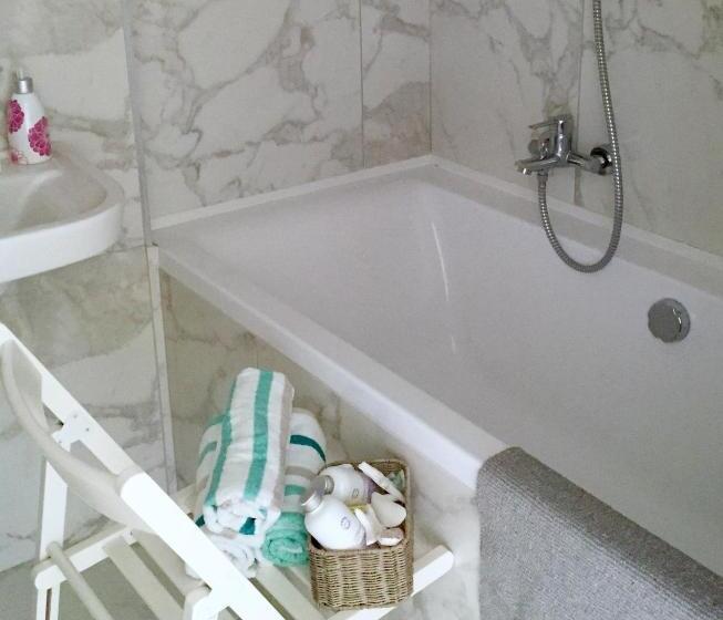 פנסיון Hello Puli Parliament