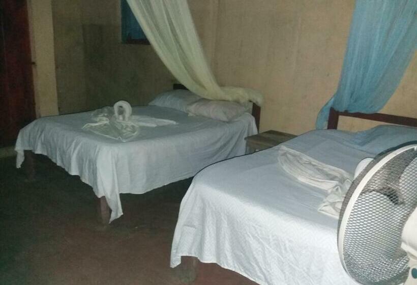 פנסיון Hostal La Gloria