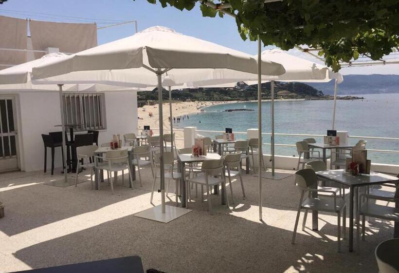 پانسیون Hostal Carabela