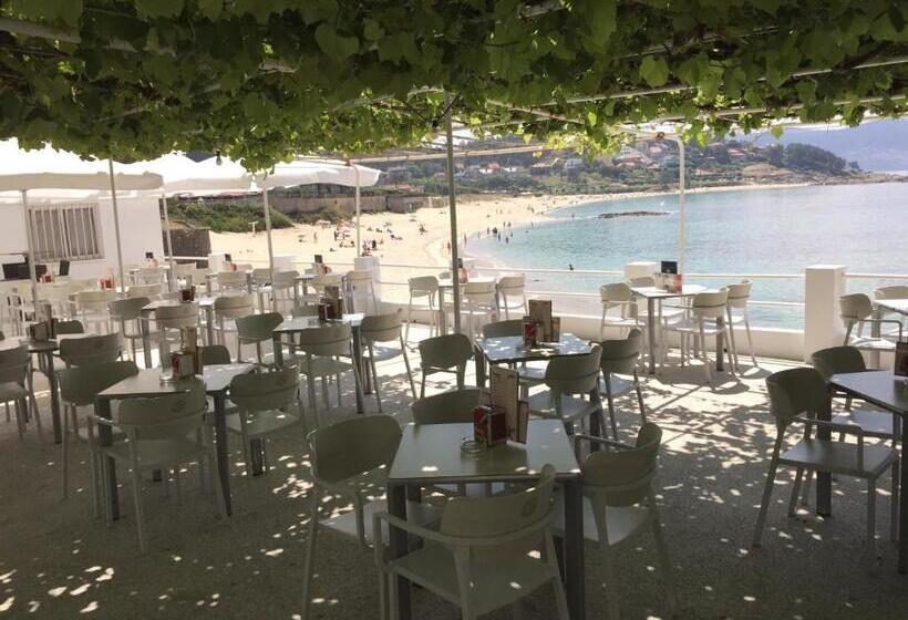 پانسیون Hostal Carabela