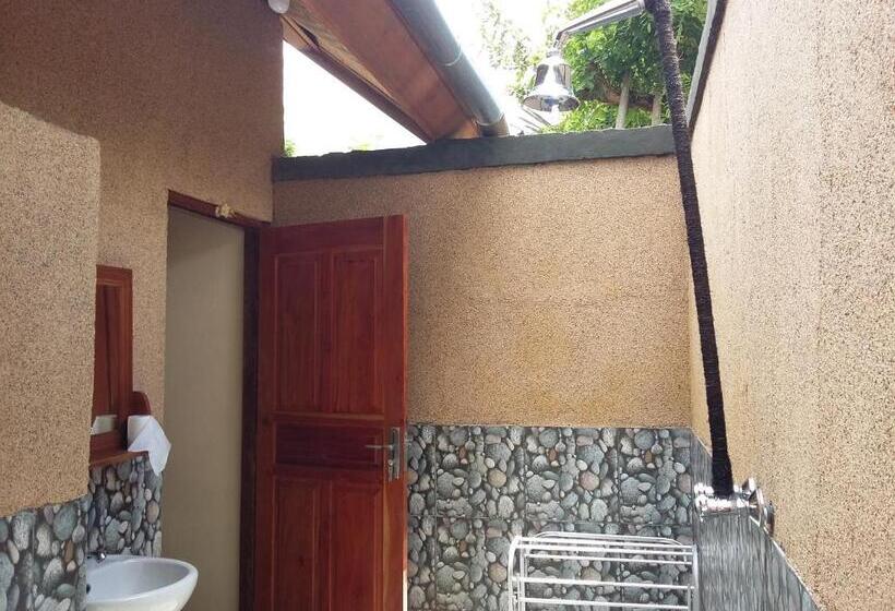 פנסיון Molleh Guest House