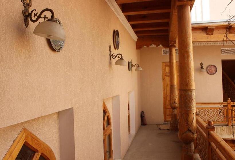 بنسيون Nazira & Azizbek 2