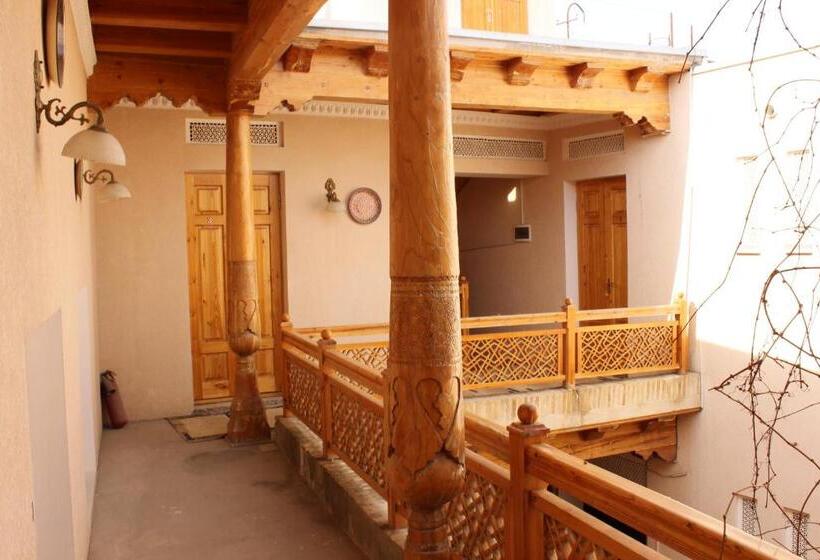 بنسيون Nazira & Azizbek 2