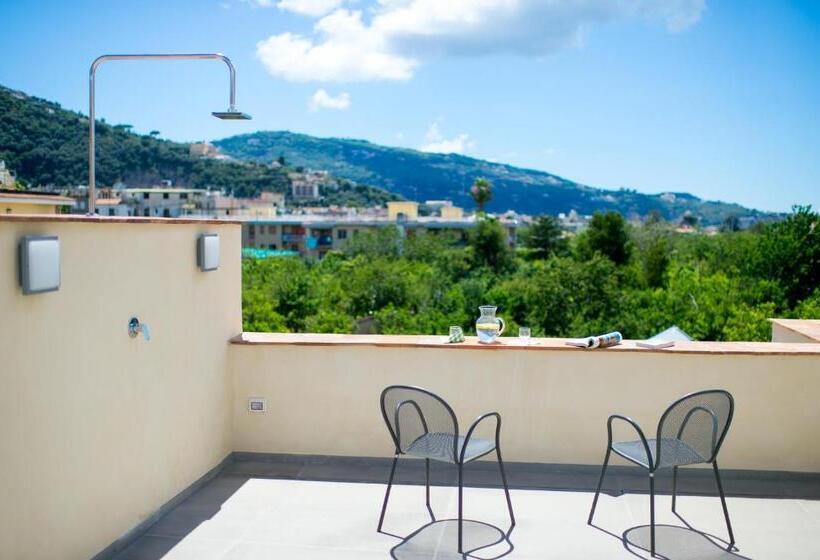 膳宿费 Pane E Marmellata