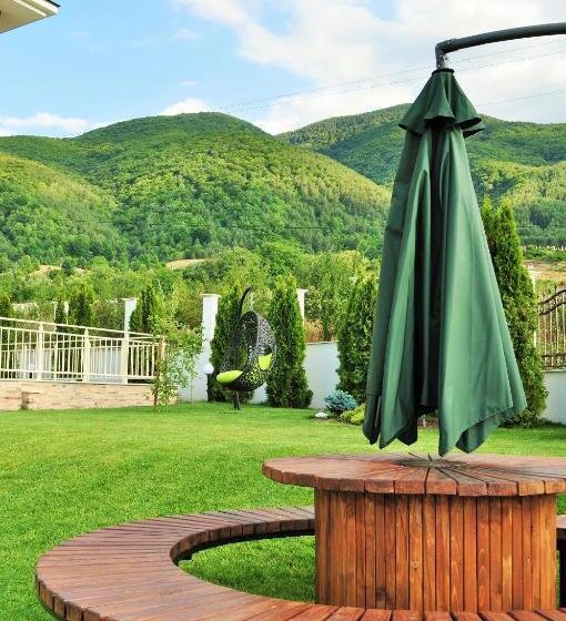 پانسیون Vikeya Guest House