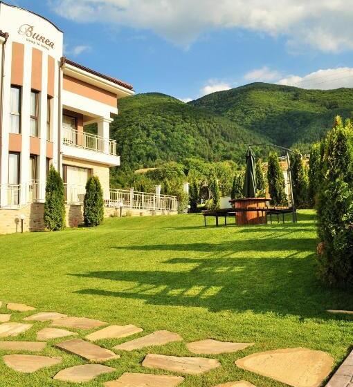 پانسیون Vikeya Guest House