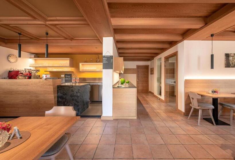 Pension Etschblick B&b