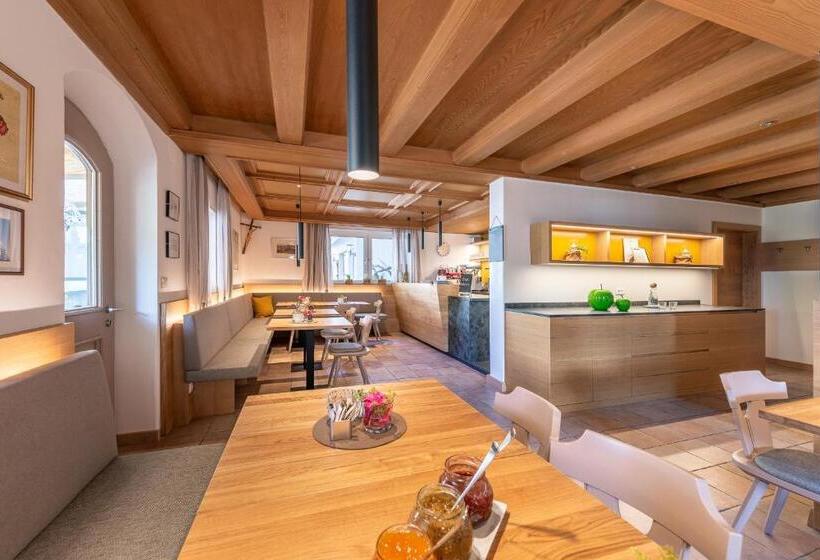 Pension Etschblick B&b