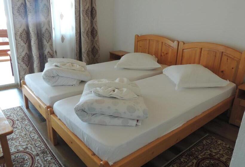 Pensiunea Iulia Sulina