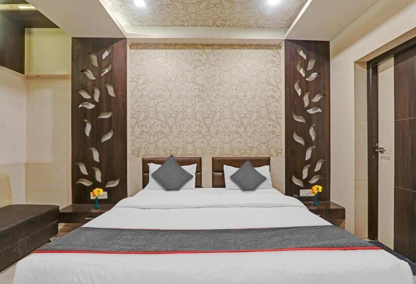 Townhouse 1182 Hotel Tirupati Galaxy