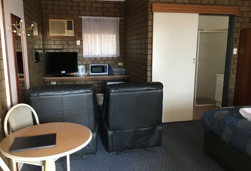 Airport Whyalla Motel