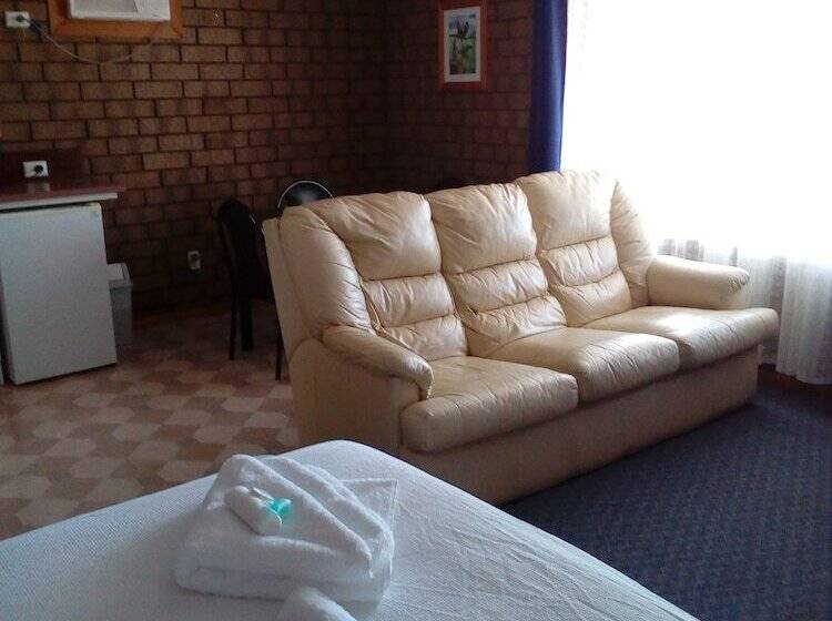 Airport Whyalla Motel