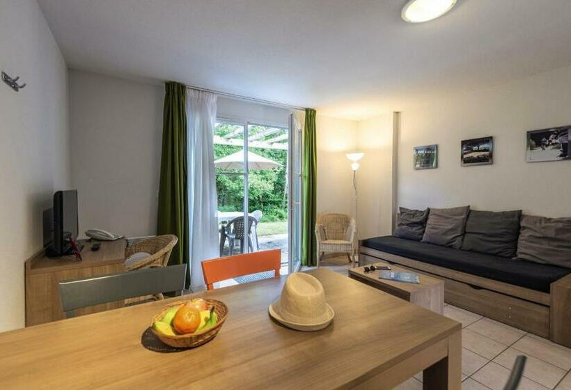 هاستل Terres De France  Le Domaine Du Golf