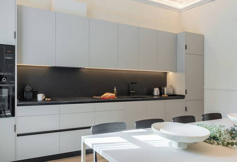 Aspasios Rambla Catalunya Apartments