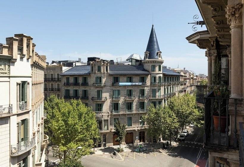 Aspasios Urquinaona Apartments