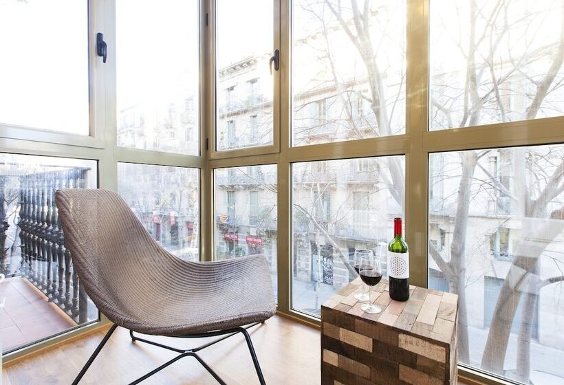 Aspasios Urquinaona Apartments