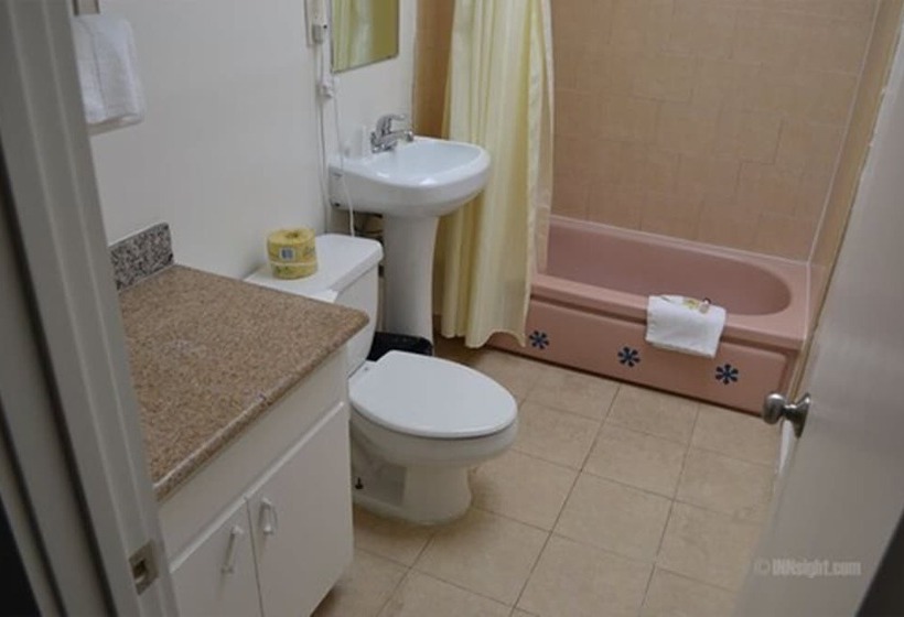 فندق على الطريق Ocean Inn