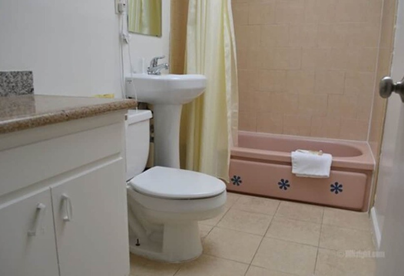 فندق على الطريق Ocean Inn