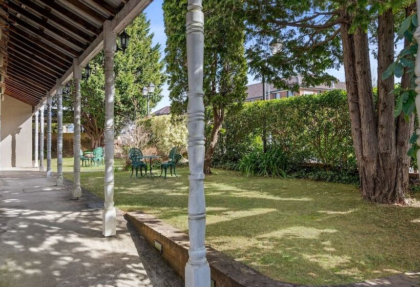 Blue Mountains Heritage Motel