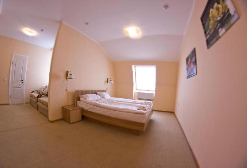 Budget Hotel Ekotel