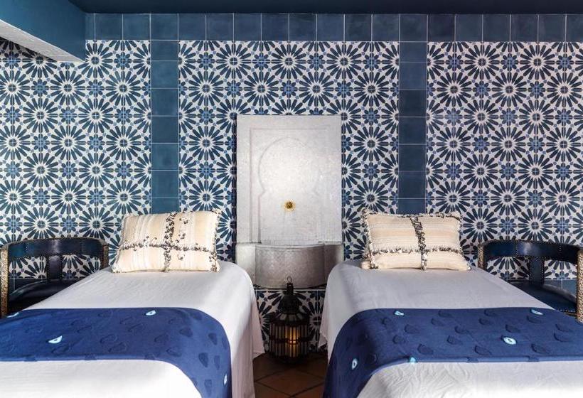 Casa Laguna Hotel & Spa