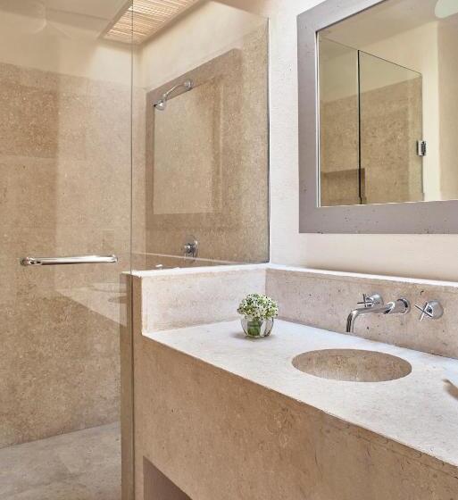 Four Seasons Resort Punta Mita