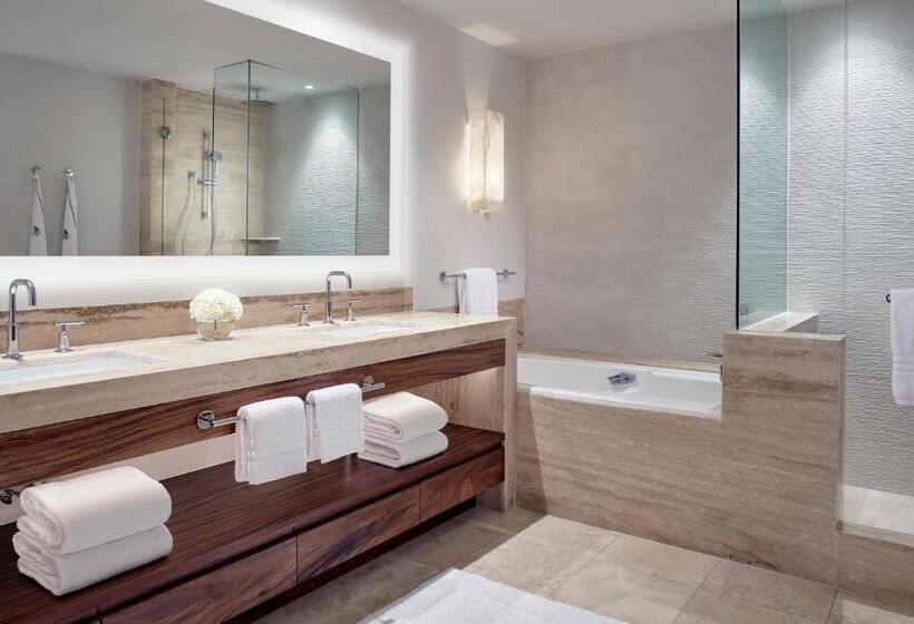 Four Seasons Resort Punta Mita