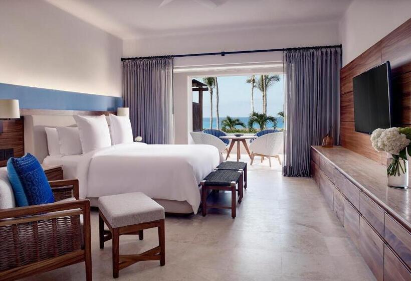 Four Seasons Resort Punta Mita