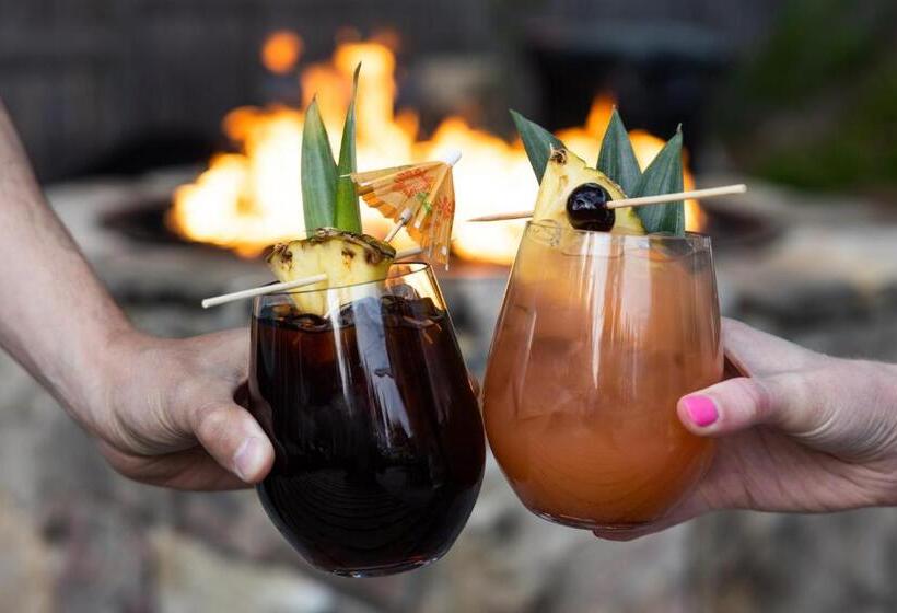 Отель Admiral S Inn Resort