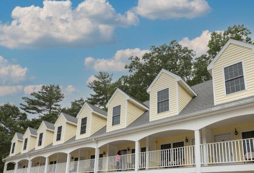 Отель Admiral S Inn Resort