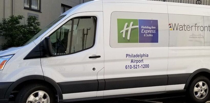 Отель Airport Waterfront Inn