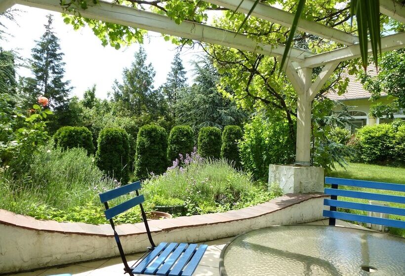 Отель Albergo Giardino