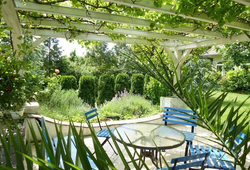 Отель Albergo Giardino