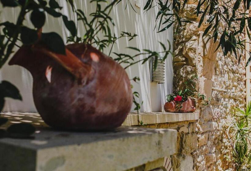 ホテル Alkisti City