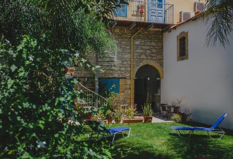 ホテル Alkisti City