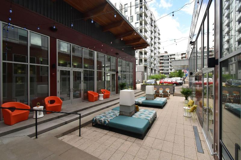 Отель Aloft Minneapolis