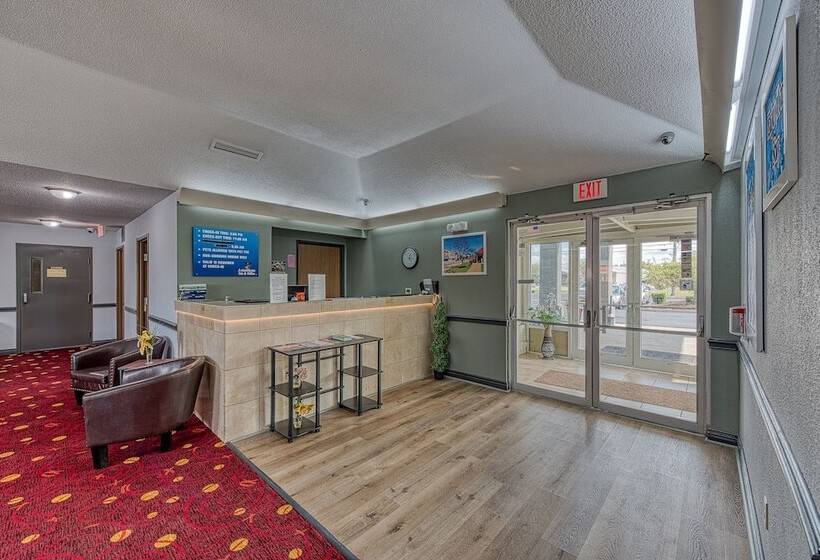 호텔 American Inn And Suites Dundee