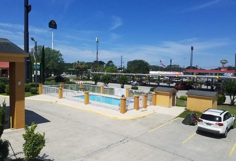 酒店 Americas Best Inn Savannah I 95