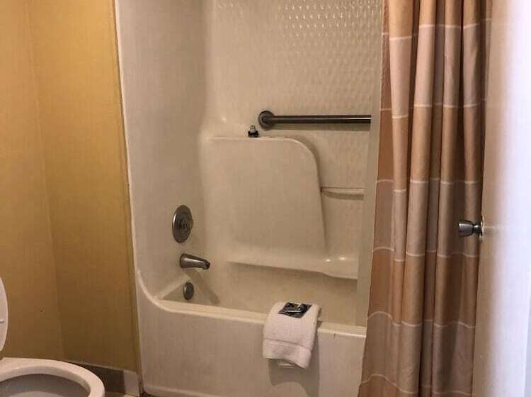 酒店 Americas Best Inn Savannah I 95