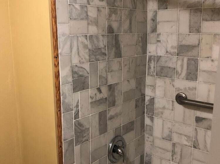 酒店 Americas Best Inn Savannah I 95