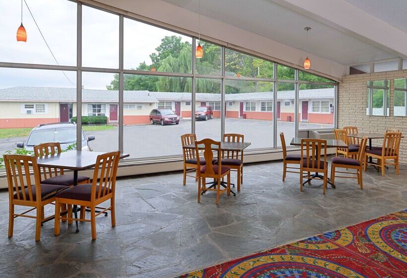 호텔 Americas Best Value Inn Geneva