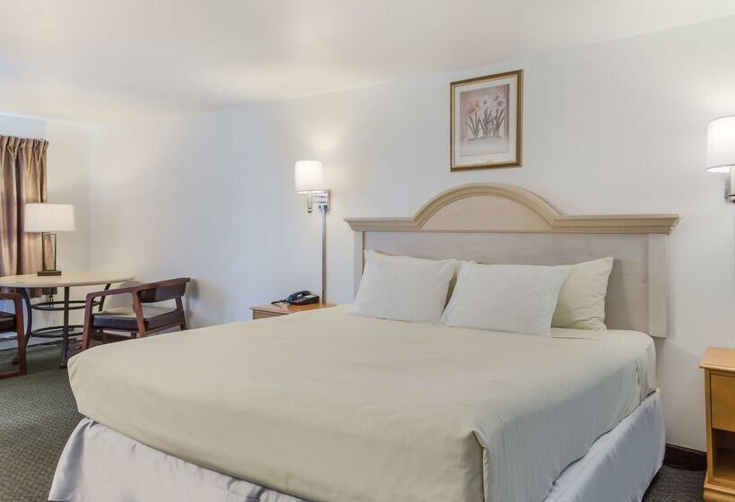 هتل America S Best Value Inn & Suites/hyannis
