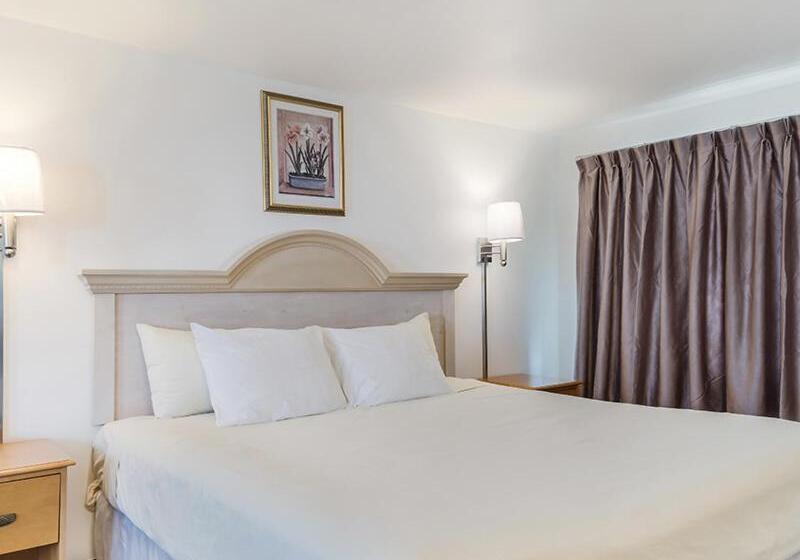 בית מלון כפרי America S Best Value Inn & Suites/hyannis