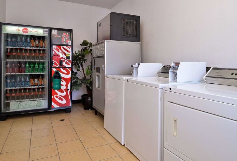 Отель Americas Best Value Inn Westmorland