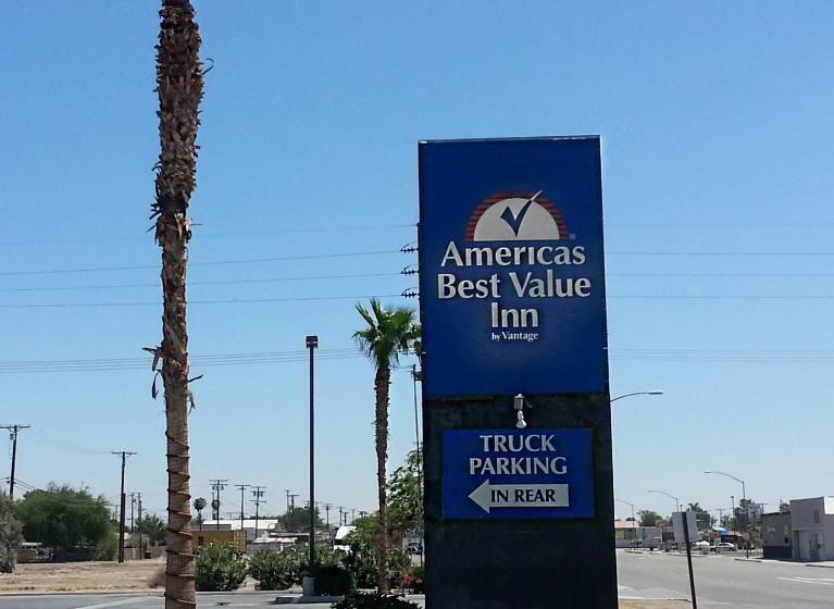 בית מלון כפרי Americas Best Value Inn Westmorland