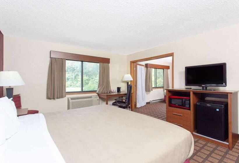 فندق Americinn By Wyndham Burlington