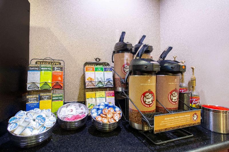 فندق Americinn By Wyndham Burlington