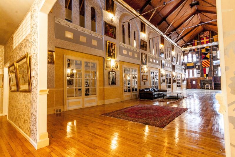 ホテル Amsterdam Castle Ny